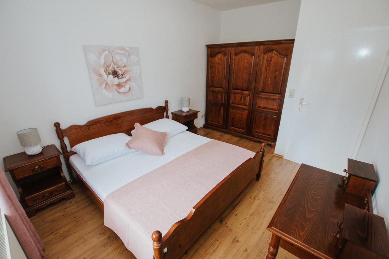 Apartment Deni Солин Экстерьер фото